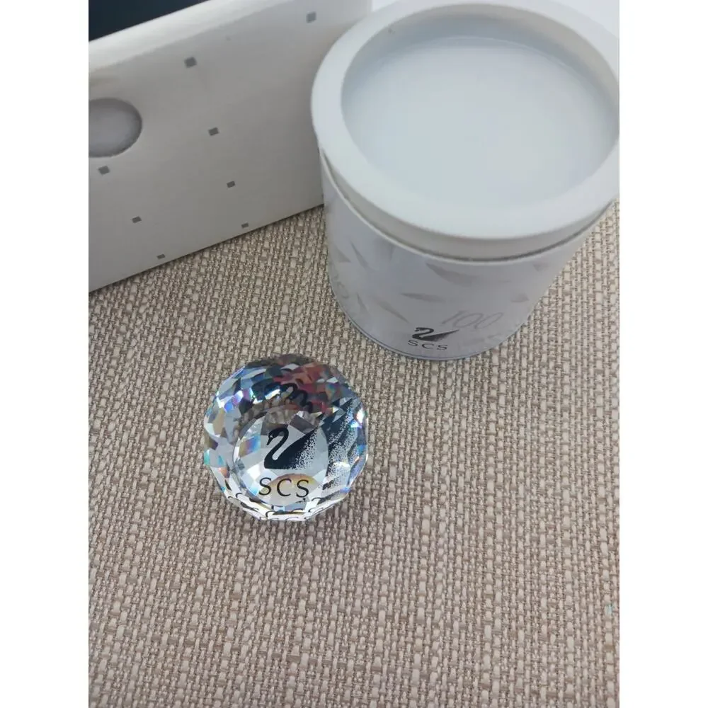Swarovski SCS Collectors Society Faceted Crystal Paperweight & Pin Swan Logo Box